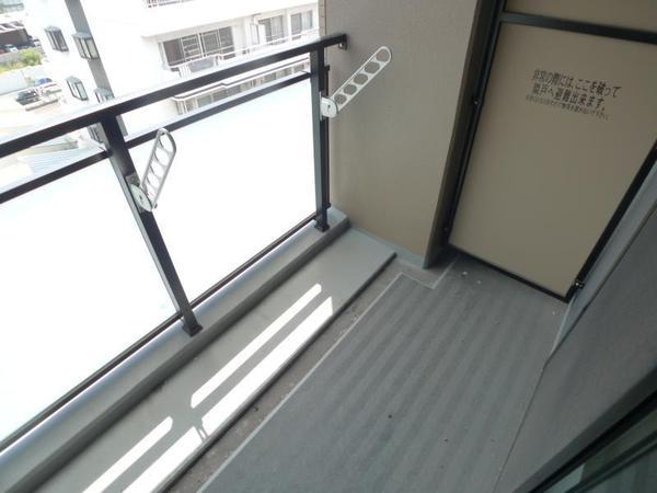 フェリアビル