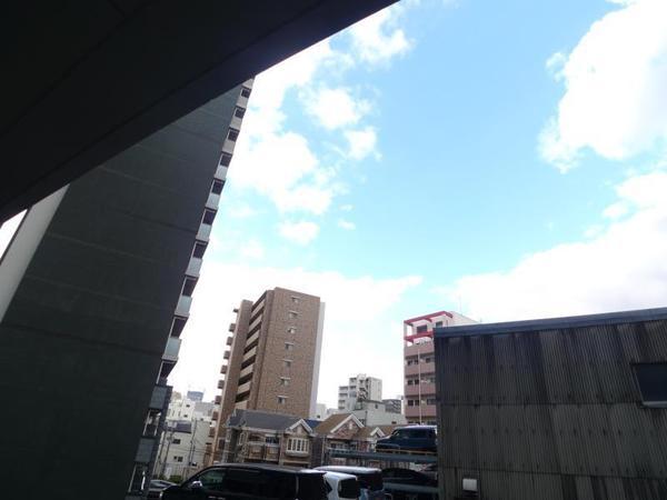 プレサンスロジェ大阪福島