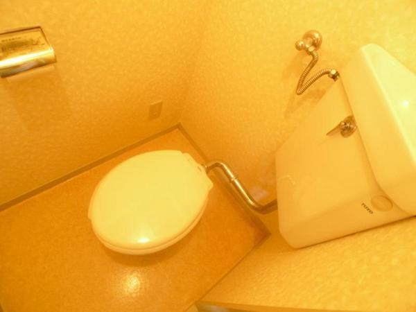 クレセントハイツ鶴見