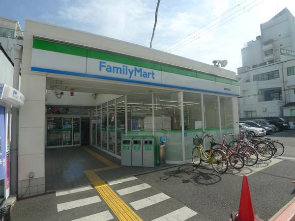 エワル城東(ファミリーマート鴫野駅南店)