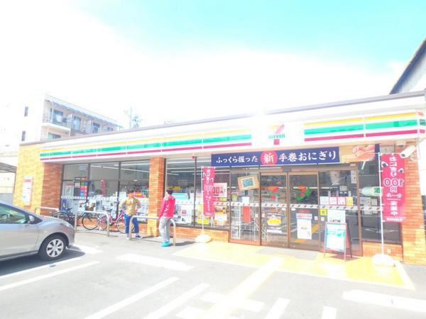 Axia Court(セブンイレブン大阪横堤3丁目店)