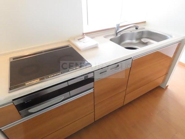 Ａｘｉａ　Ｃｏｕｒｔ