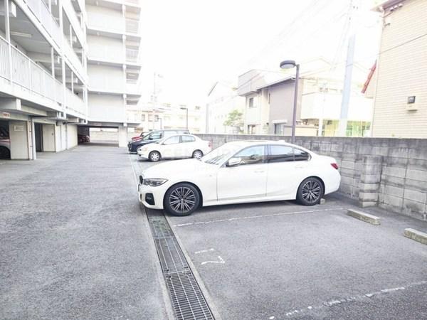 鶴見グリーンコート