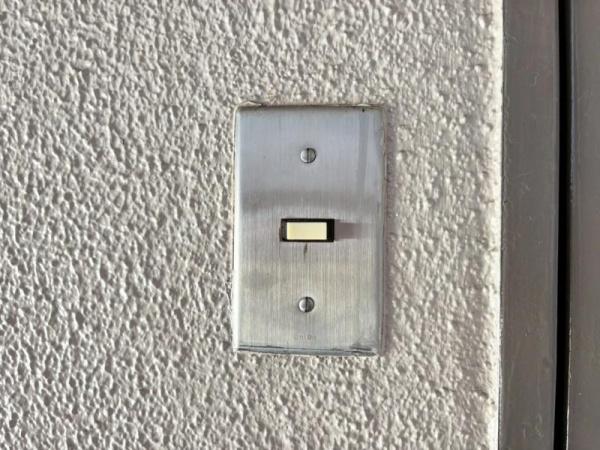 八尾市曙町３丁目のマンション