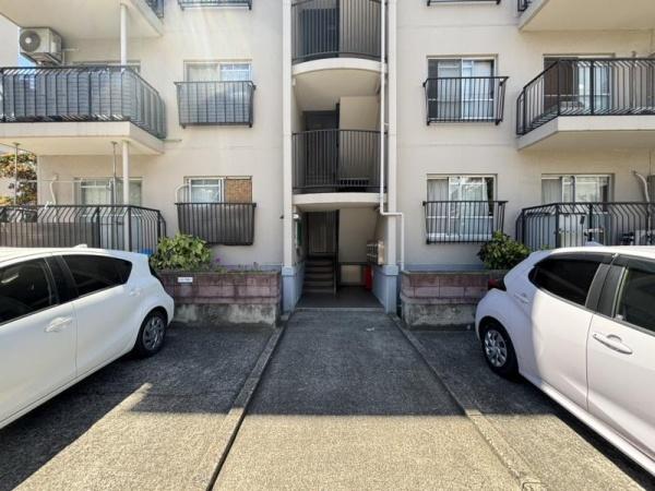 八尾市曙町３丁目のマンション