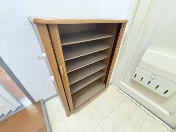 八尾市曙町３丁目のマンション