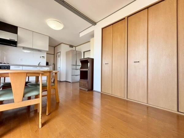 八尾市曙町３丁目のマンション