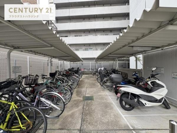 ビバーチェ鷺洲(駐車場)