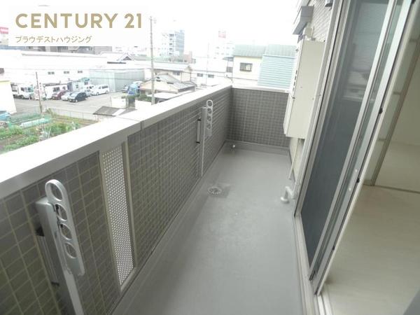 ラミーセント(バルコニー)