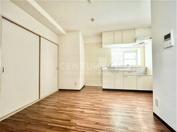 坂田マンション(リビング)