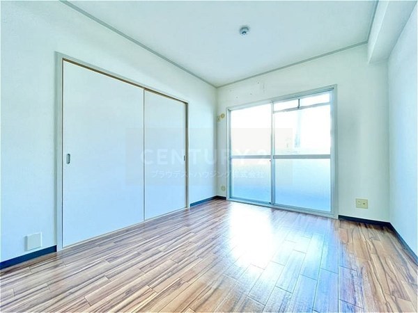 坂田マンション(洋室)