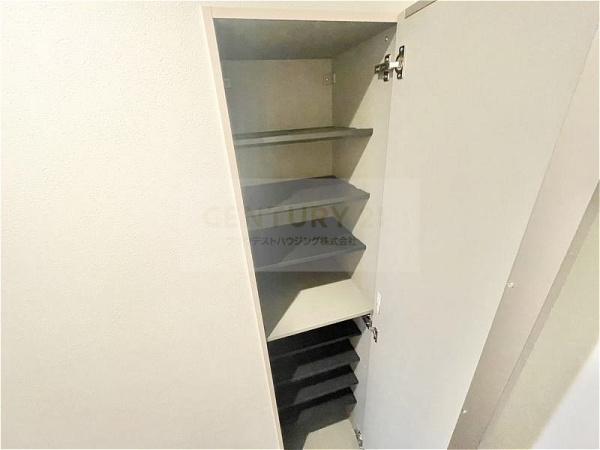 ALEGRIA鶴見区今津(玄関)