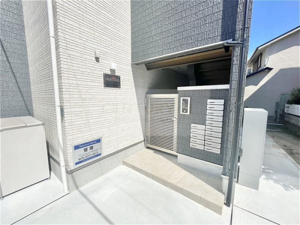 ALEGRIA鶴見区今津(エントランス)