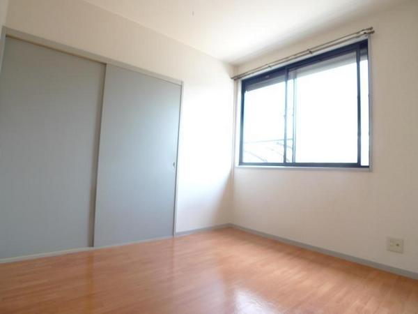 サンビレッジ芳崎 D棟(洋室)