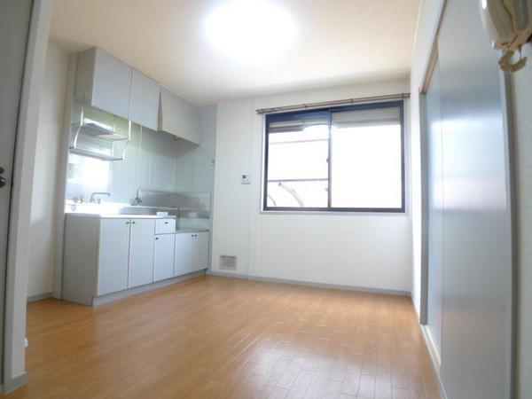 サンビレッジ芳崎 D棟(リビング)