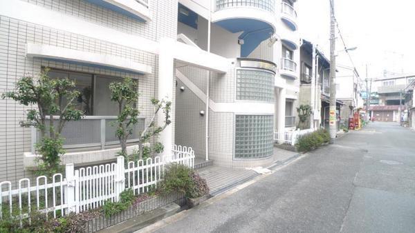 ★成起マンション(エントランス)