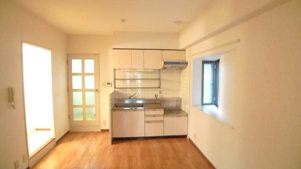 ★成起マンション(リビング)