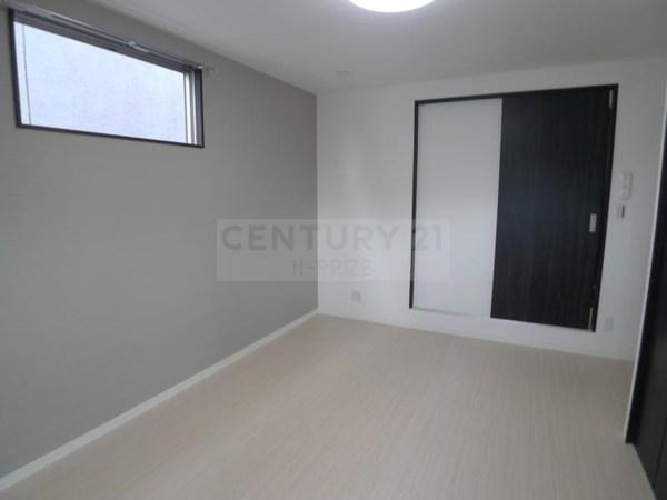 エヌエムトラントシス