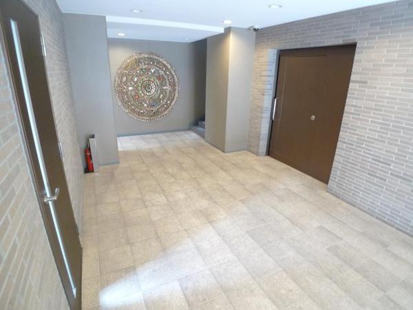 メゾン田中ー野田(エントランス)