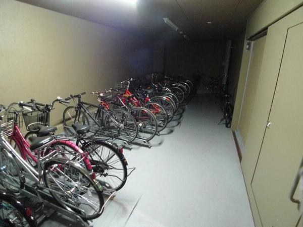 メゾン田中ー野田(エントランス)