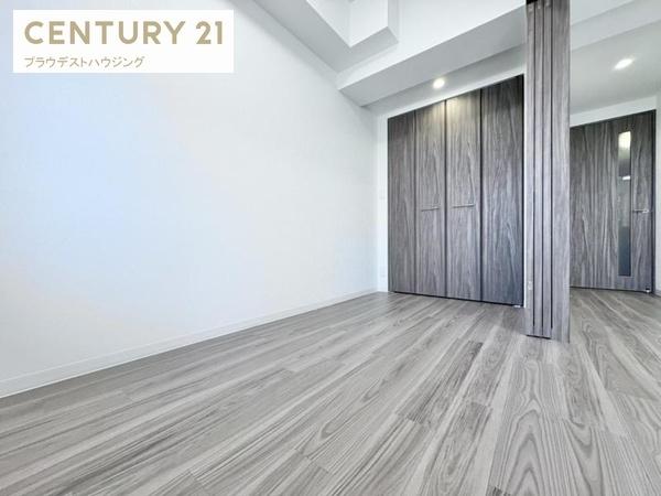 プレサンスＯＳＡＫＡ姫里ヴィオン