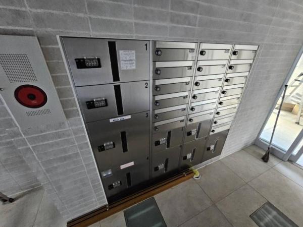 グリュックメゾンＦ-ＳＡＧＩＳＵ