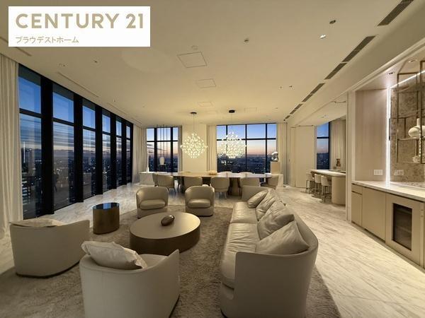 ＢｒｉｌｌｉａＴｏｗｅｒ堂島（ブリリアタワー堂島）