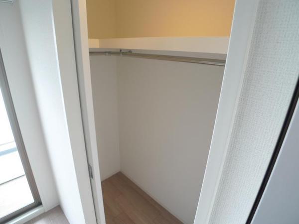 セレニテ福島プリエ