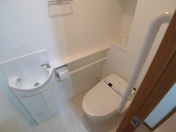 ルナタワー・ハリウッドプレイス