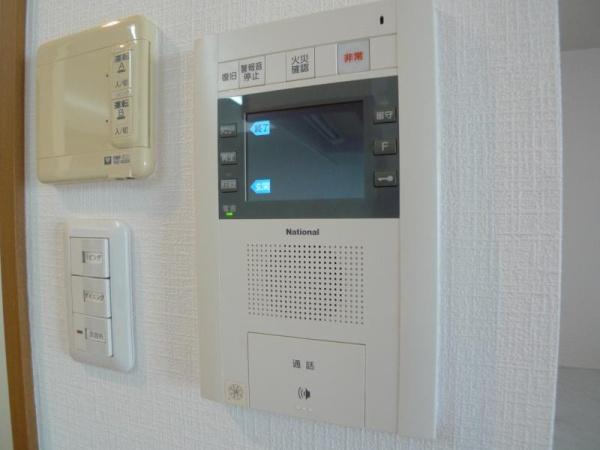 ルナタワー・ハリウッドプレイス