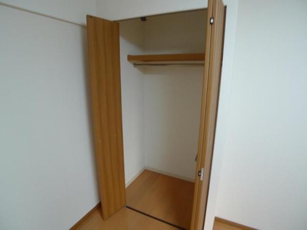 ルナタワー・ハリウッドプレイス