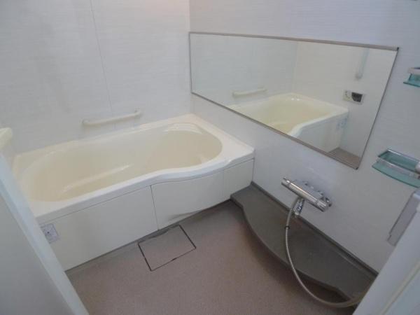 ルナタワー・ハリウッドプレイス