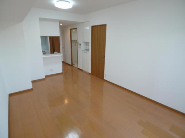 ルナタワー・ハリウッドプレイス