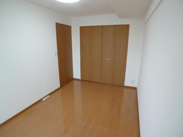 ルナタワー・ハリウッドプレイス