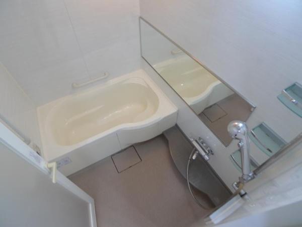 ルナタワー・ハリウッドプレイス