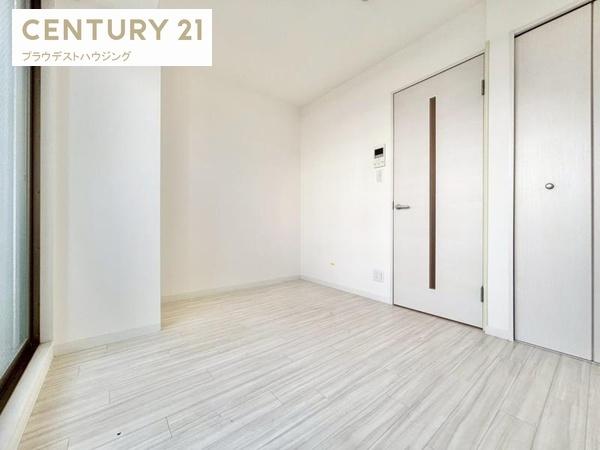 エストゥルースプラス大阪福島