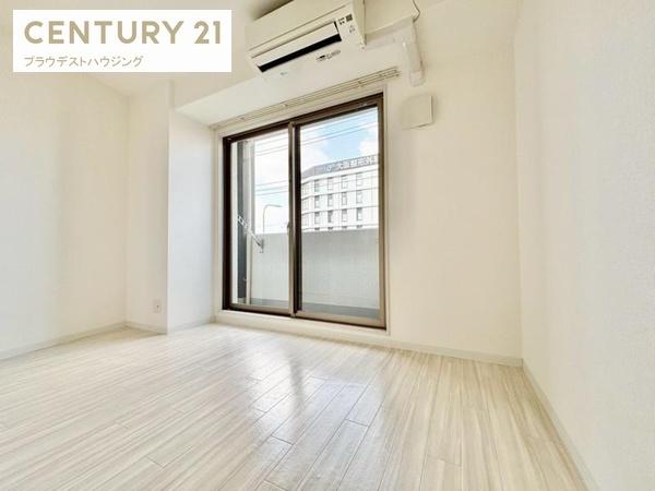 エストゥルースプラス大阪福島