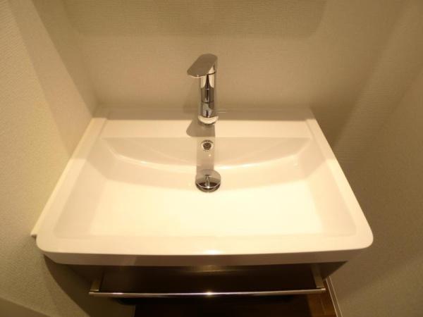 セレニテ福島プリエ