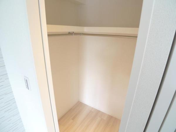 セレニテ福島プリエ