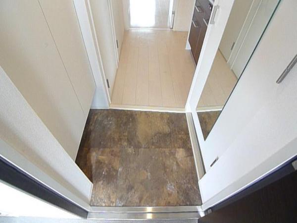 セレニテ福島カルム