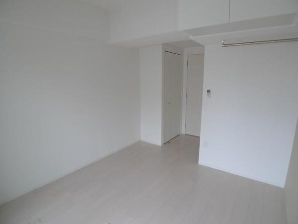 セレニテ福島カルム