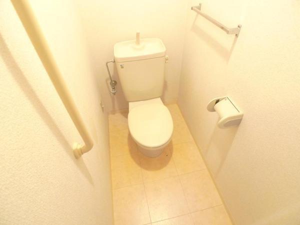 ファミーユ西梅田