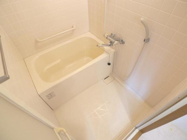 ファミーユ西梅田