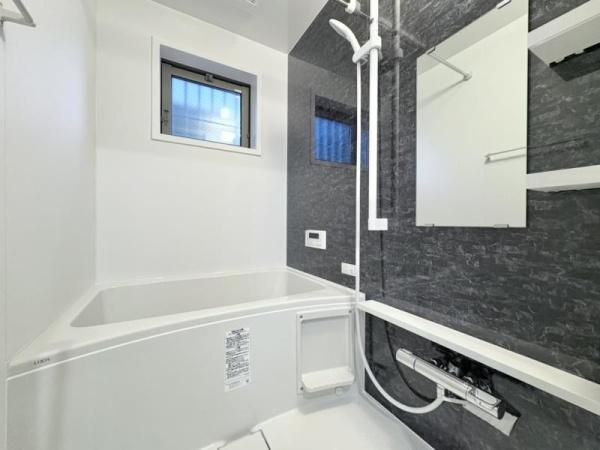 大阪市此花区高見２丁目のアパート