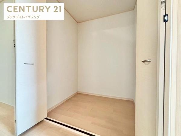 東中浜６丁目２－２貸家