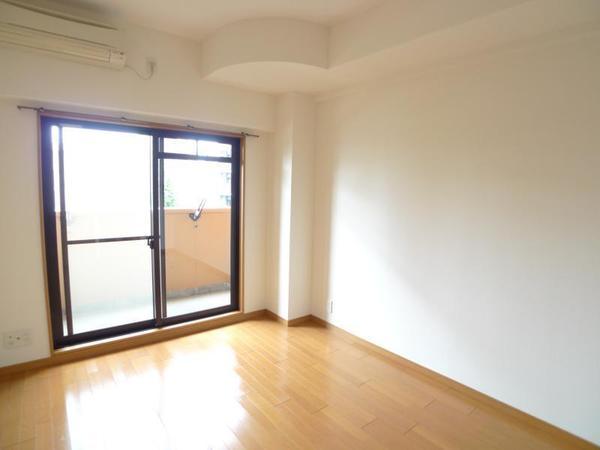 プレサンスセンターコア大阪