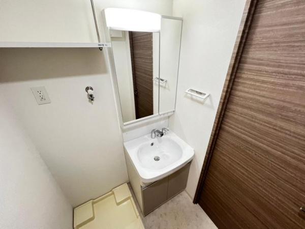 アプリーレ中之島