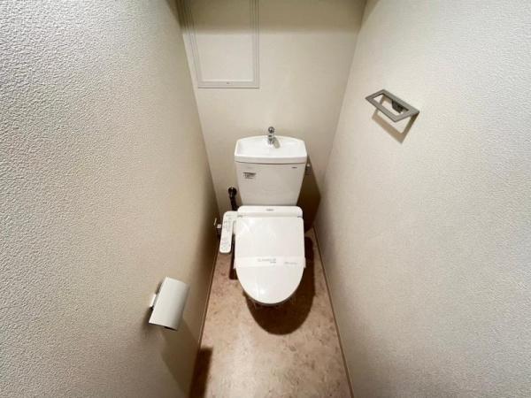 アプリーレ中之島