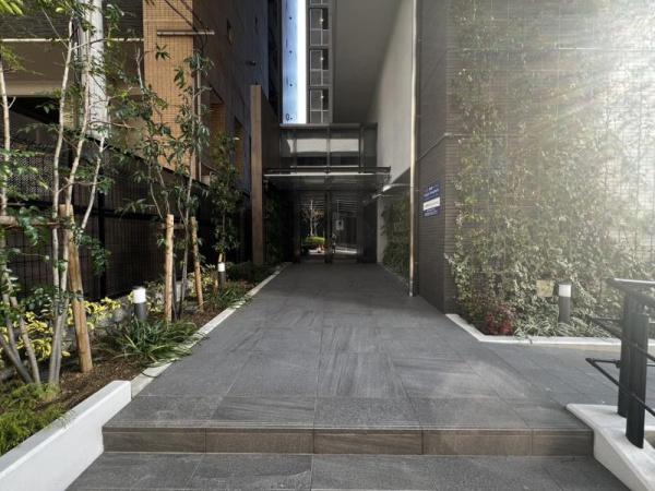 アプリーレ中之島