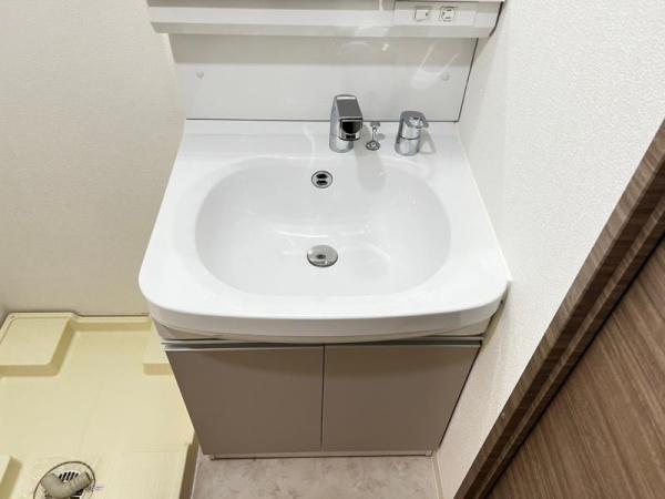 アプリーレ中之島